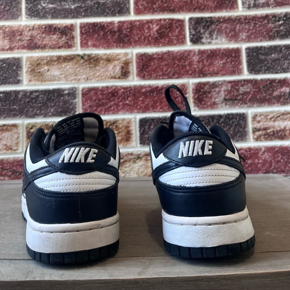 Nike Black and White Sneakers - Picture 3 of 10